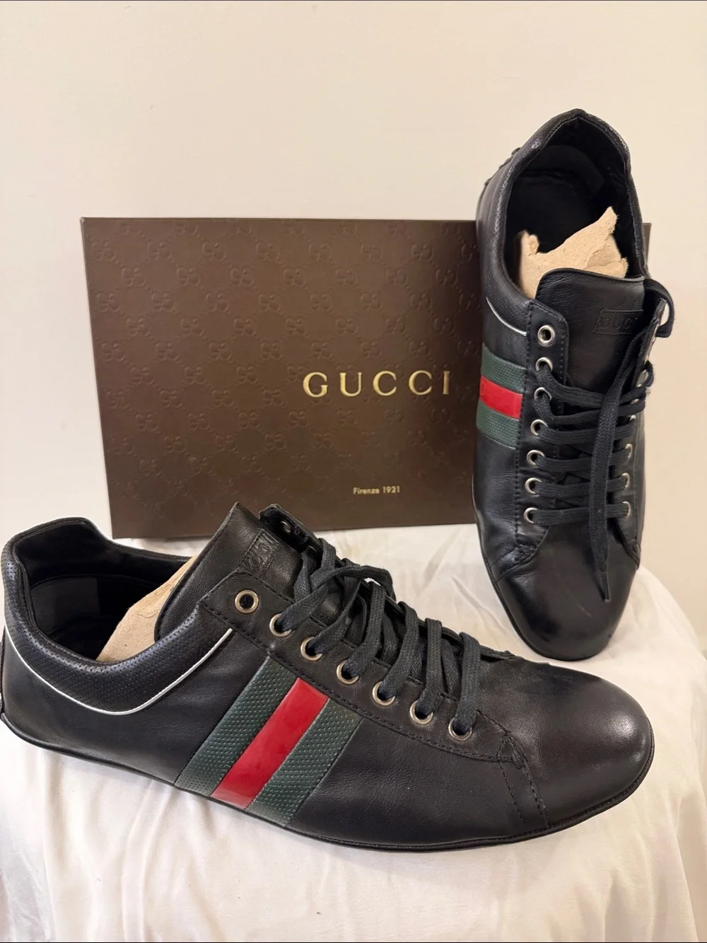 Gucci Black Leather Sneakers with Red & Green Web Stripe